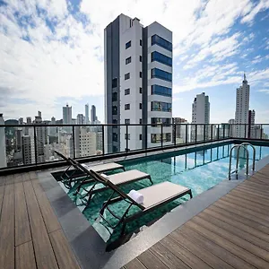 Ibis 3*, Balneário Camboriú Brasil